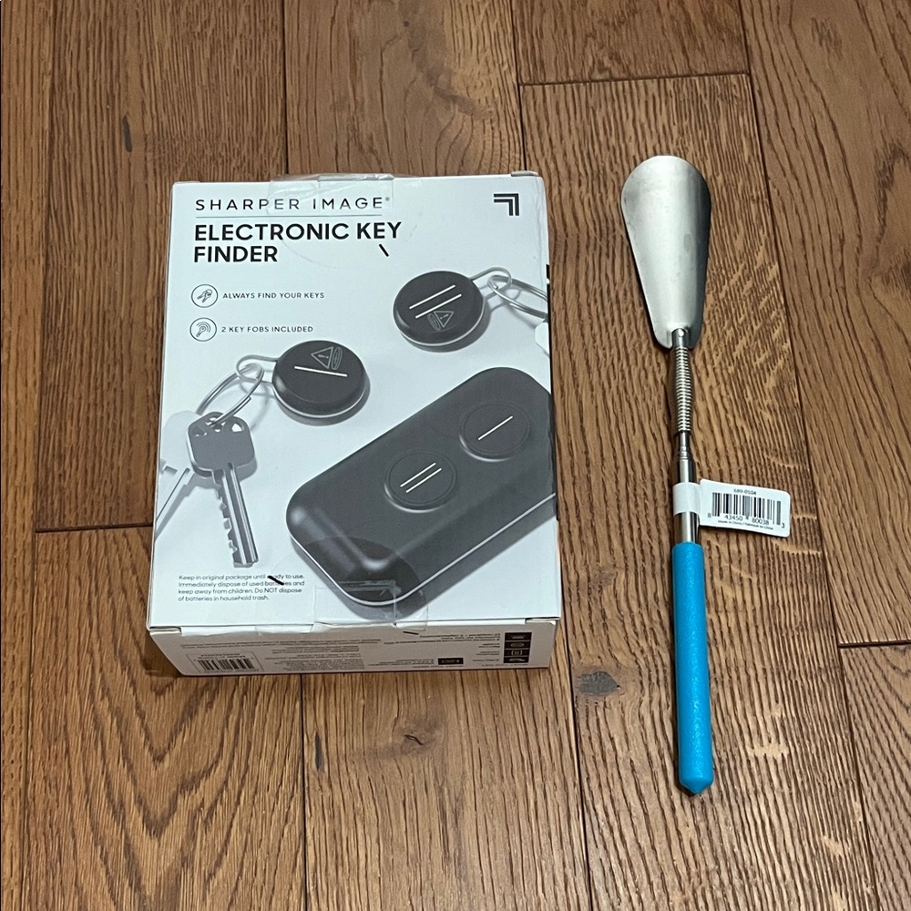 Sharper Image Black Key Finder with Silver and Blue Shoe Horn